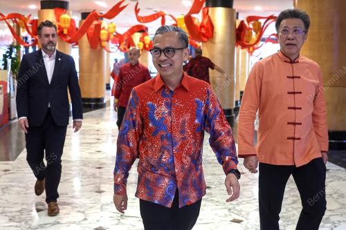 FAHMI FADZIL