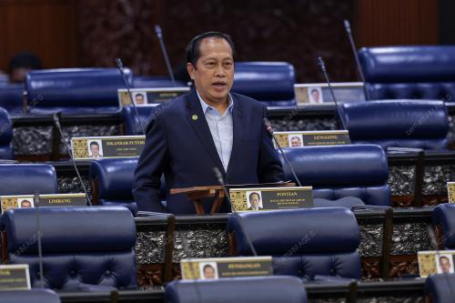 KL60_23022026_PARLIMEN