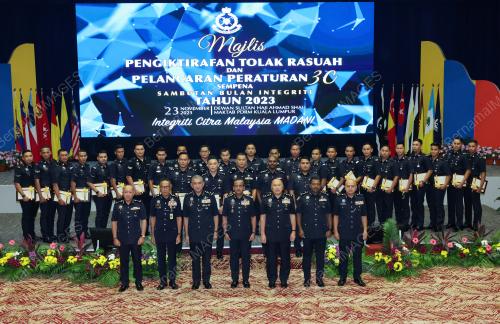 MAJLIS PENGIKTIRAFAN TOLAK RASUAH DAN PELANCARAN PERATURAN 3C SE