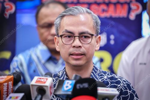 DATUK FAHMI FADZIL