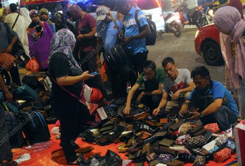 KL60_24062017_AIDILFITRI_PERSIAPAN