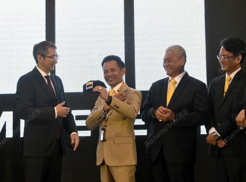 DATUK AWANG DAUD AWANG PUTERA