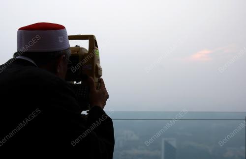 KL60_27062014_ANAK_BULAN