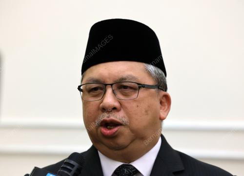 DATUK ABDUL RAHMAN PUTRA DATUK TAHA