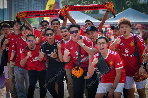 GELAGAT PENYOKONG MANCHESTER UNITED