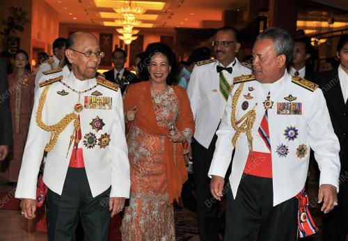 KL60_28092012_AGONG