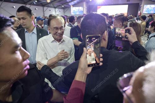 DATUK SERI ANWAR IBRAHIM