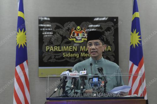 DATUK SERI MOHAMED AZMIN ALI
