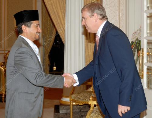 TUANKU MIZAN ZAINAL ABIDIN