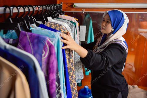 TEMPAHAN JAHIT BAJU RAYA