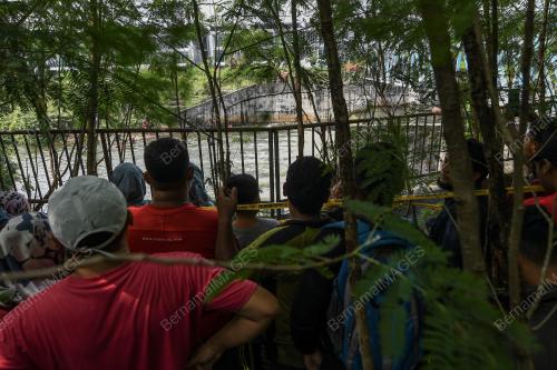 KL61_04102018_MATI_LEMAS_BN201810049887