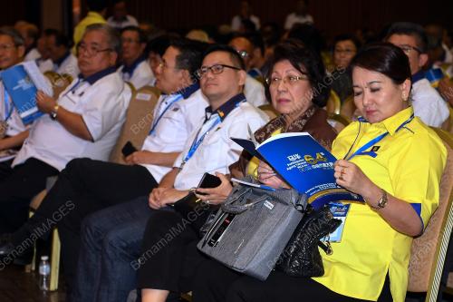 KL61_04112017_MCA_BN201710269462