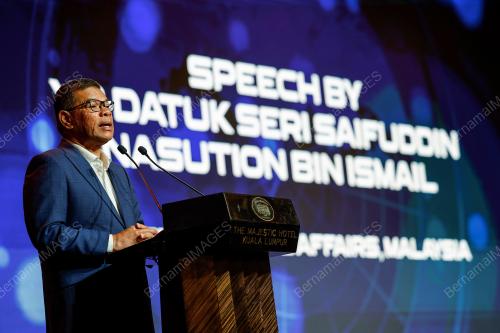 DATUK SERI SAIFUDDIN NASUTION ISMAIL