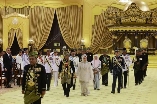 AL-SULTAN ABDULLAH RI'AYATUDDIN AL-MUSTAFA BILLAH SHAH