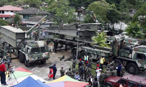 TANAH RUNTUH