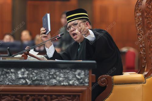 DATUK JOHARI ABDUL