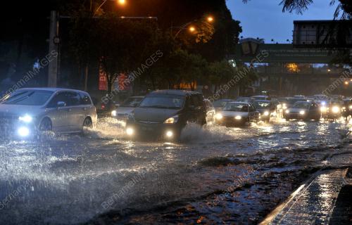 KL61_10042013_BANJIR