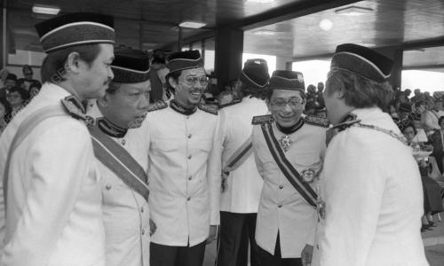 KL61_11032015_AGONG_RASMI
