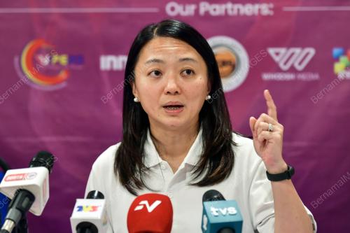 HANNAH YEOH