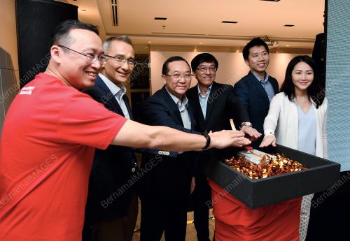 KL61_15032018_UPLIVE
