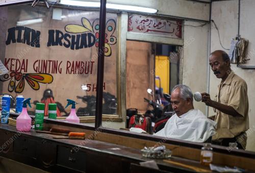 KEDAI GUNTING RAMBUT ATAN ARSHAD