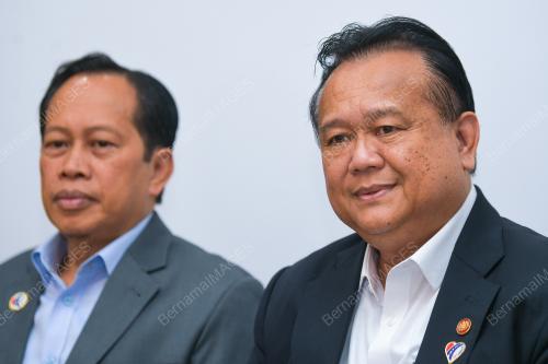 DATUK SERI ALEXANDER NANTA LINGGI