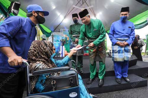 TAN SRI ANNUAR MUSA