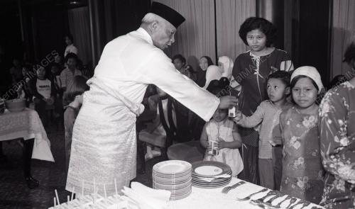 SULTAN AHMAD SHAH AL-MUSTAIN BILLAH