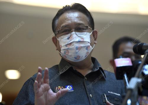DATUK SERI ALEXANDER NANTA LINGGI