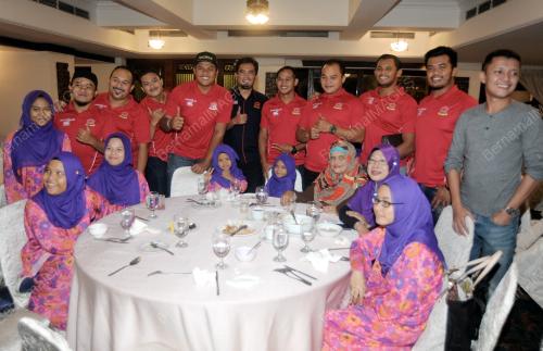 KL61_28062016_RAGBI