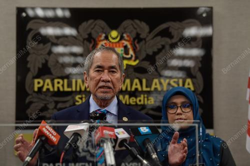 DATUK SERI DR WAN JUNAIDI TUANKU JAAFAR