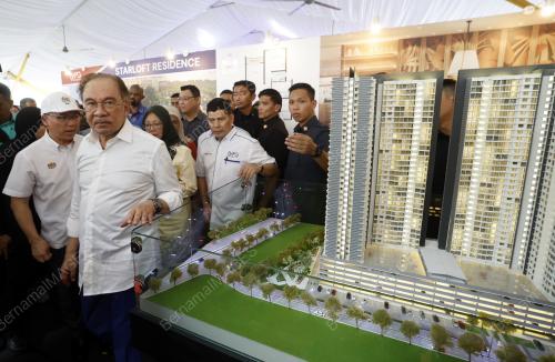 DATUK SERI ANWAR IBRAHIM