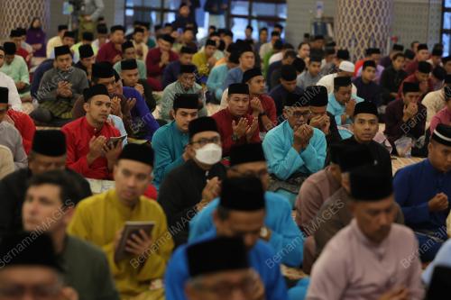 BACAAN YASSIN HARI KEPUTERAAN YDP AGONG
