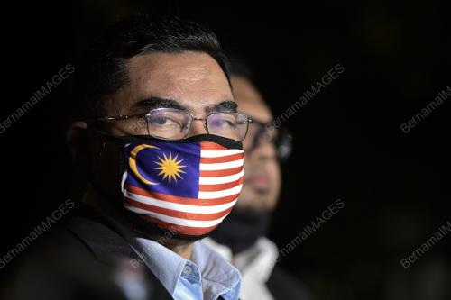 DATUK SERI DR MUJAHID YUSOF