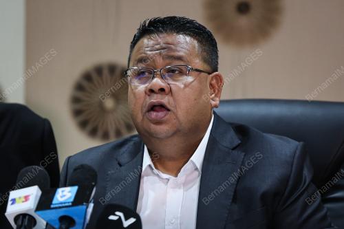 DATUK MOHD SUMALI REDUAN