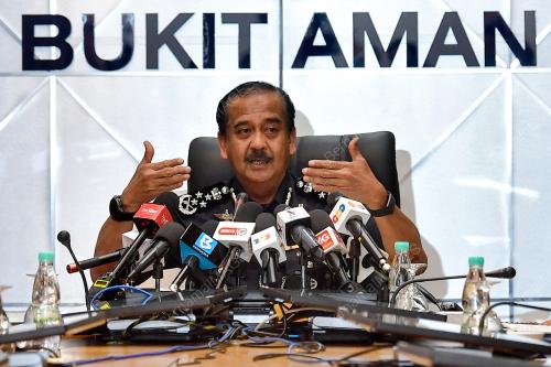 TAN SRI RAZARUDIN HUSAIN