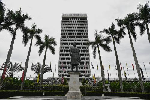 ISTIADAT PEMBUKAAN MESYUARAT PENGGAL KEEMPAT, PARLIMEN KE-14