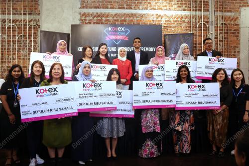 DATUK SERI NANCY SHUKRI