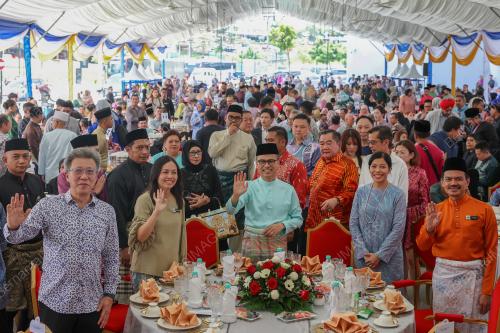 DATUK FAHMI FADZIL