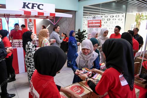 QSR BRANDS RAI PETUGAS BERNAMA