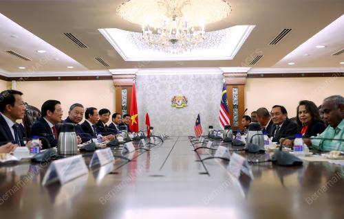 DATUK AWANG BEMEE AWANG ALI BASAH