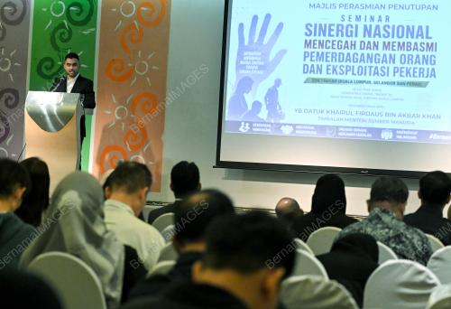 DATUK KHAIRUL FIRDAUS AKBAR KHAN