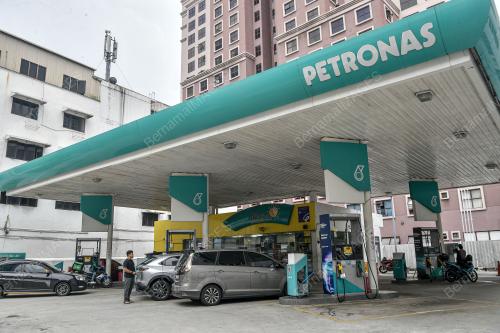 TINJAUAN PETROL RON 95