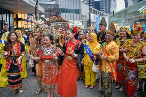 PERARAKAN BUDAYA BORNEO