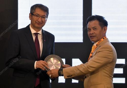 DATUK AWANG DAUD AWANG PUTERA