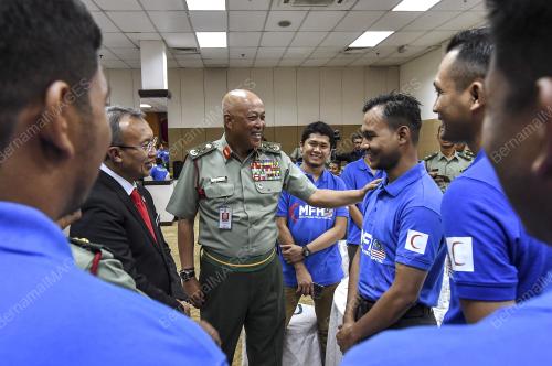 KL62_27022018_STARLIGHT_BN201802260132