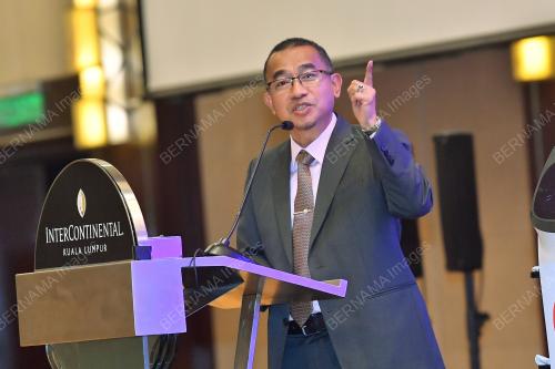 DATUK DR NOOR AZMI GHAZALI