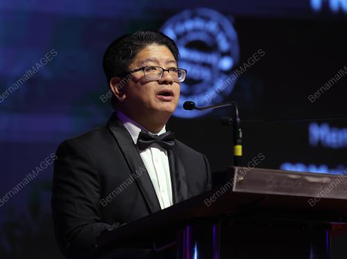 DATUK EWON BENEDICK
