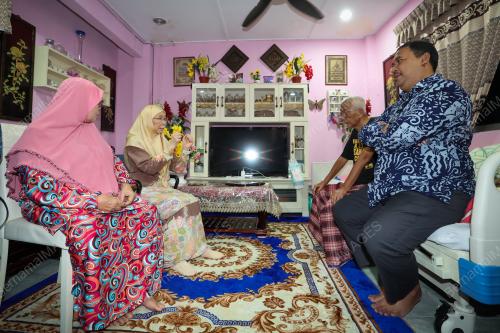 DATUK SERI DR WAN AZIZAH WAN ISMAIL