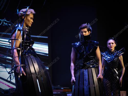 MALAYSIA EMERGING DESIGNERS FASHION FLUX